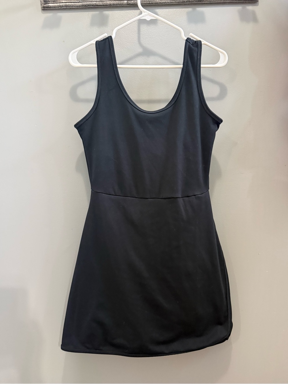 Balance Collection Women’s Peri Black Sporty Mini Dress EUC